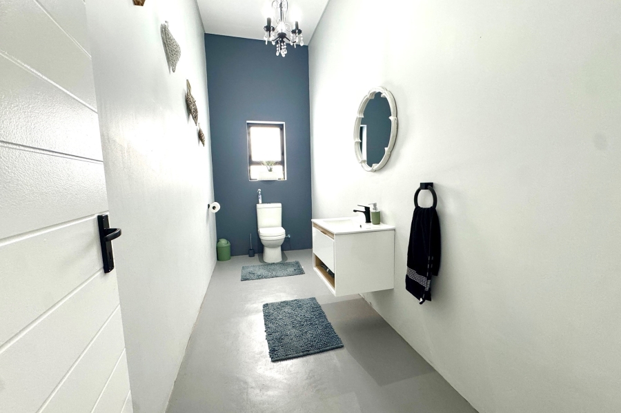 4 Bedroom Property for Sale in Olifantskop Western Cape